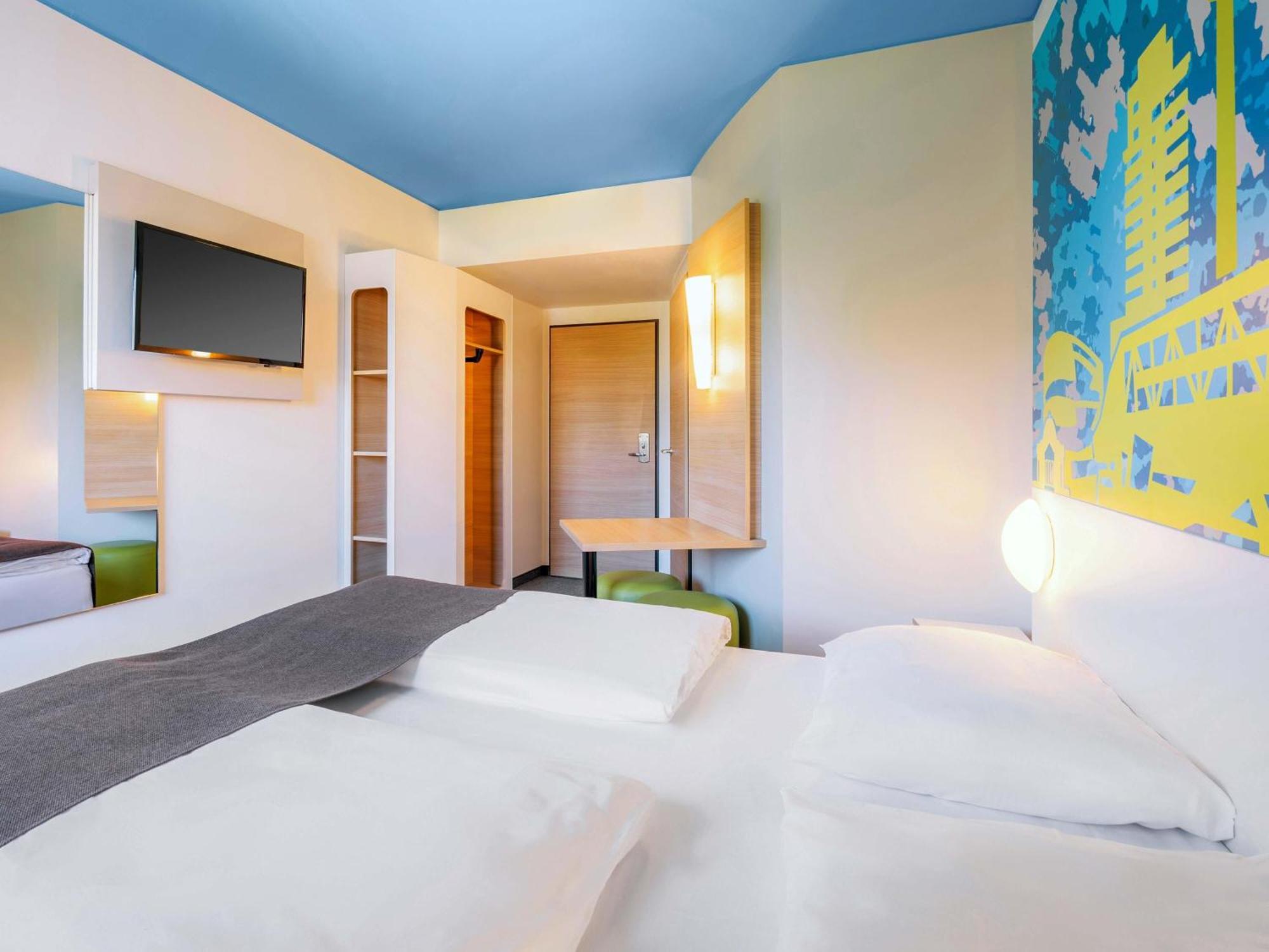 Double Room,1704913592:JPEG